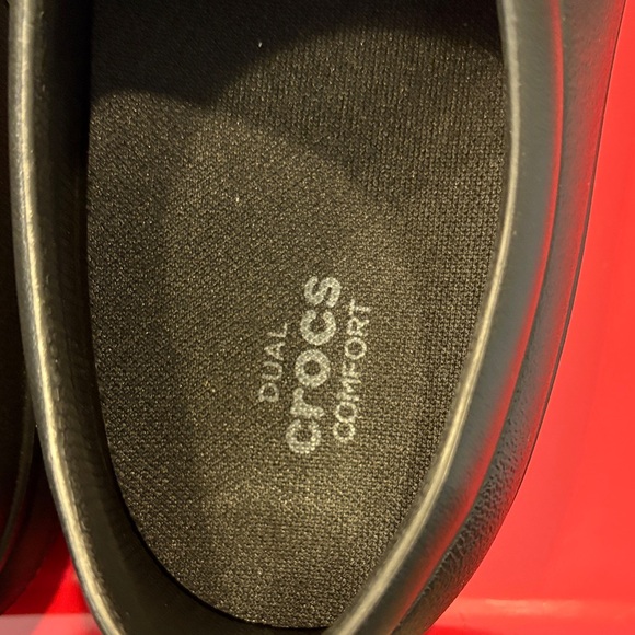 CROCS Black Dual Comfort Slip-Ons - Picture 2 of 7